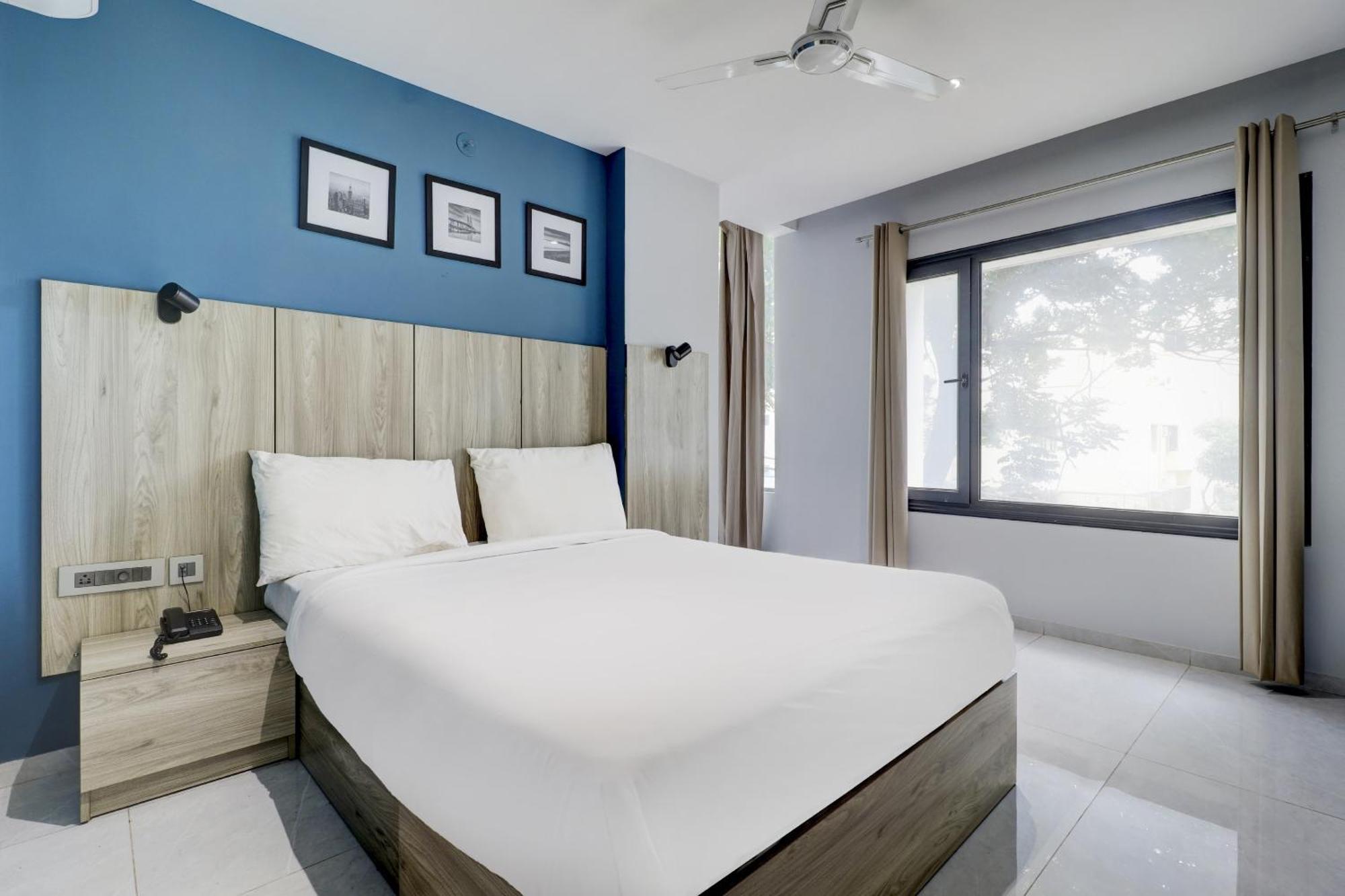 Super Sleek Townhouse Galexia Hotel And Resorts Bangalore Buitenkant foto