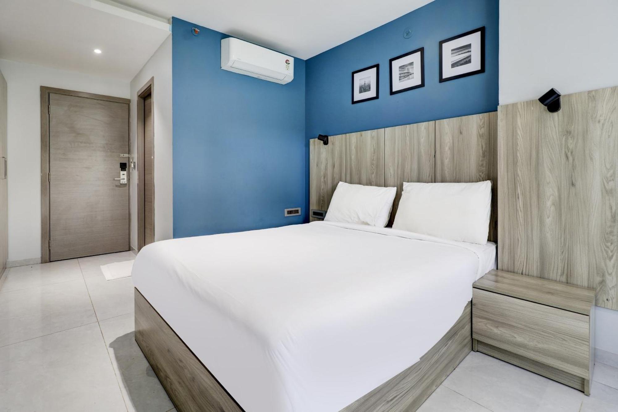 Super Sleek Townhouse Galexia Hotel And Resorts Bangalore Buitenkant foto