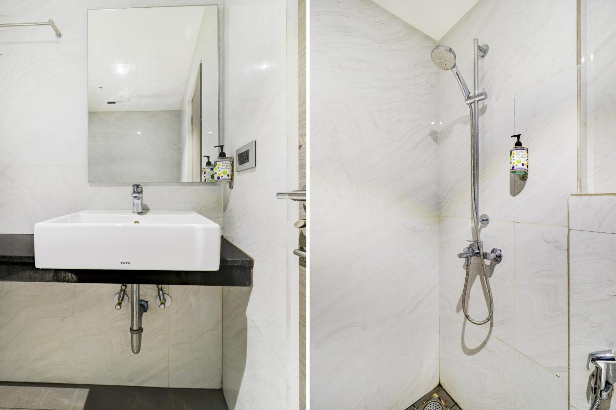 Super Sleek Townhouse Galexia Hotel And Resorts Bangalore Buitenkant foto
