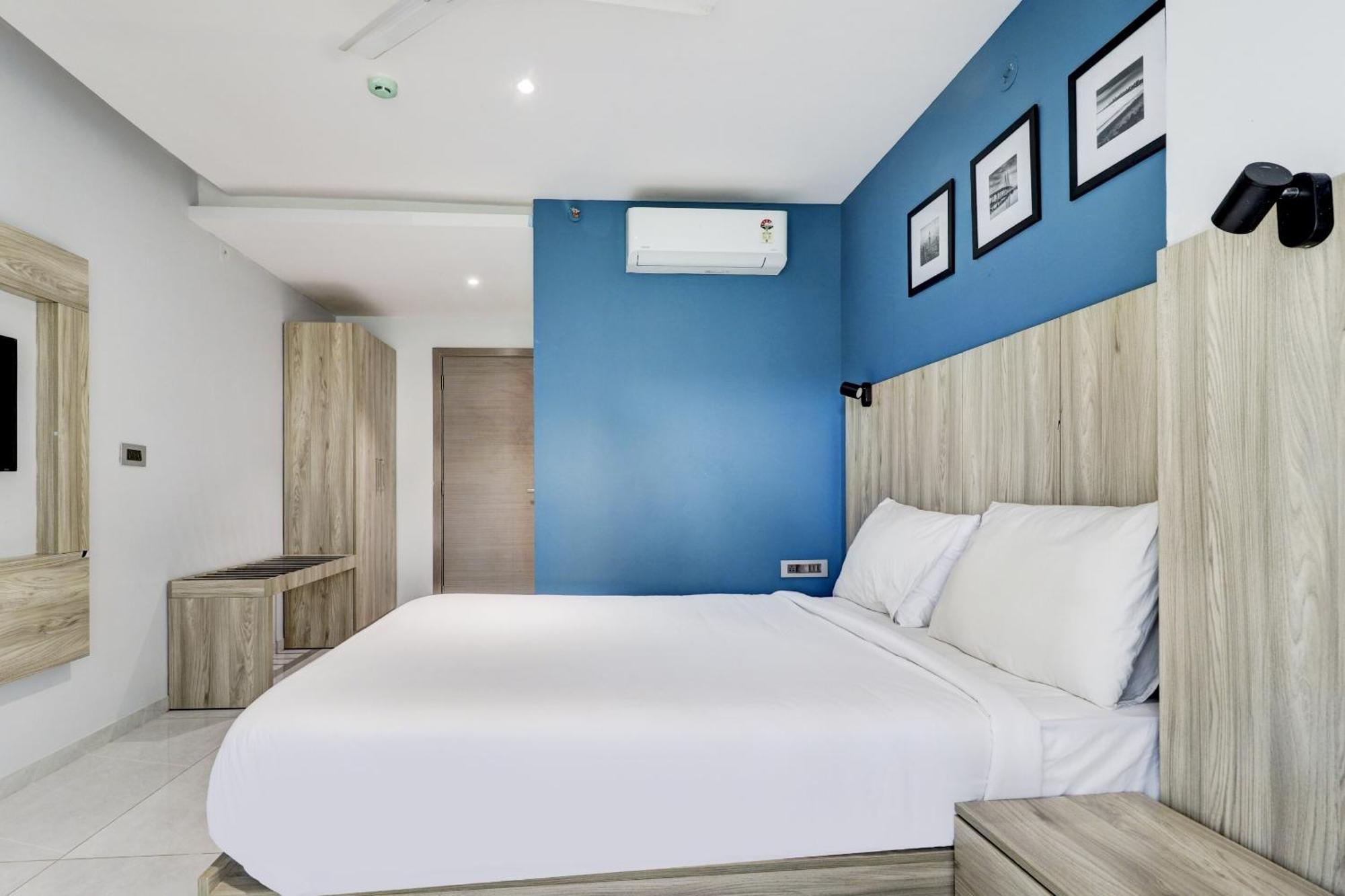 Super Sleek Townhouse Galexia Hotel And Resorts Bangalore Buitenkant foto